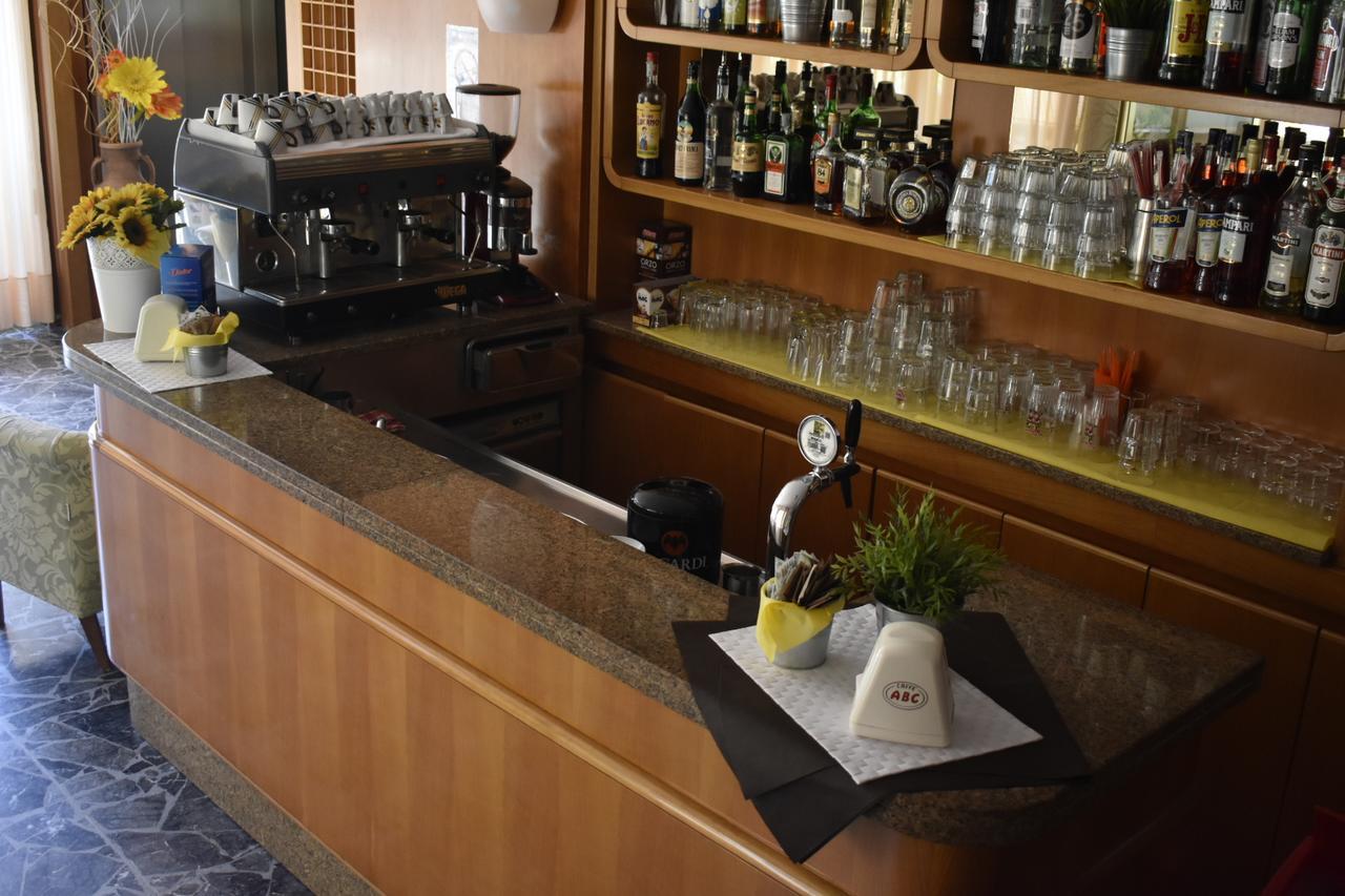 Hotel Perla Verde Rimini Extérieur photo
